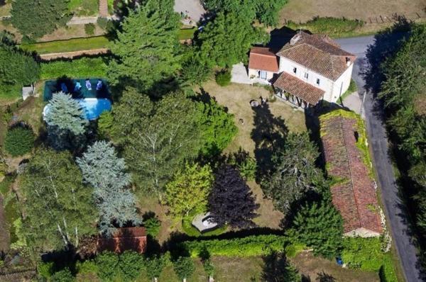 L'Oustal Chambres Et Tables D'Hotes Sonnac  Kültér fotó